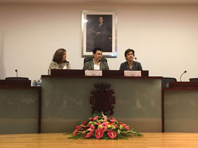 Cerca de 200 docentes profundizan en San Javier sobre la educación inclusiva