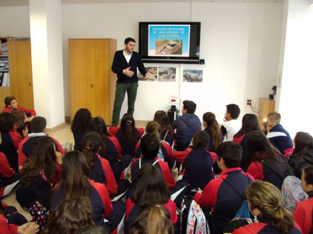 Medio Ambiente lleva a los escolares a conocer la Estación depuradora y el Centro Tecnológico de El Mirador para que conozcan más sobre la gestión del agua