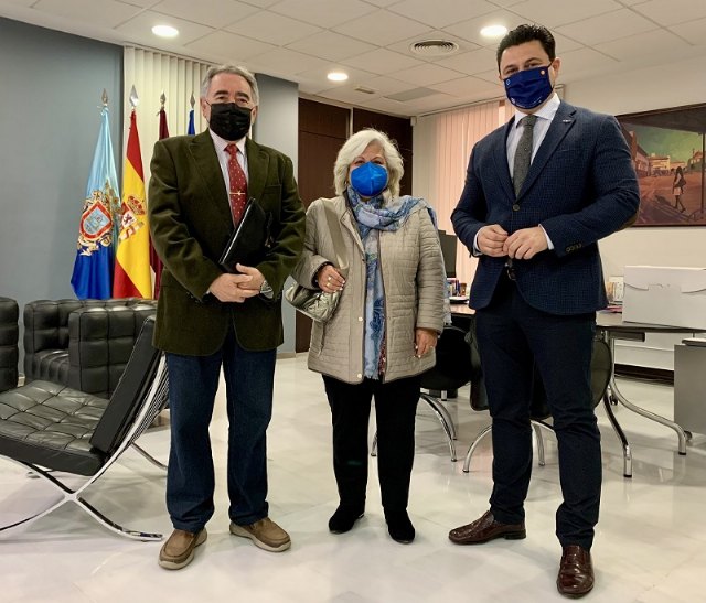 Renovación convenios colaboración con Rondalla y Coro y con la Coral 'Santiago Apóstol'