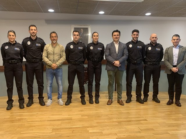 Toman posesión seis nuevos agentes de Policía Local en prácticas