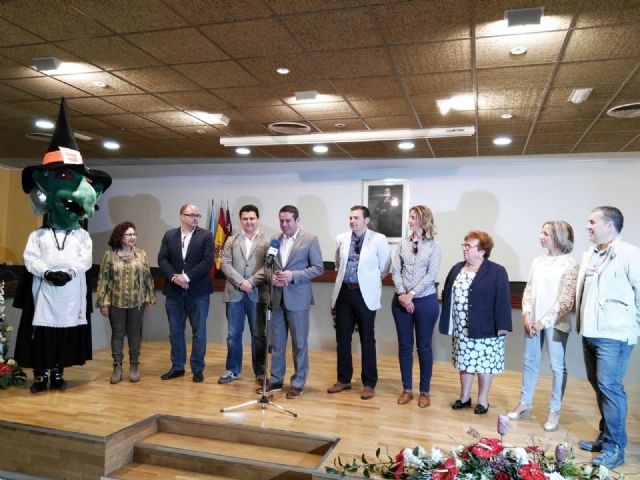 Las candidatas a reinas y la Bruja de las Fiestas de Alcantarilla visitaron San Javier