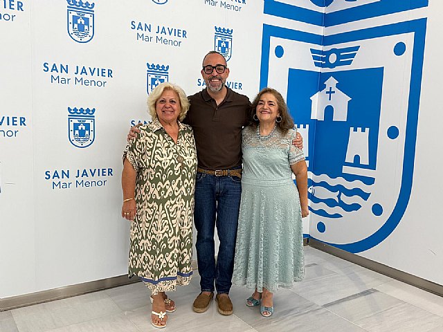 San Javier celebra sus raíces con música en directo frente al Mar Menor