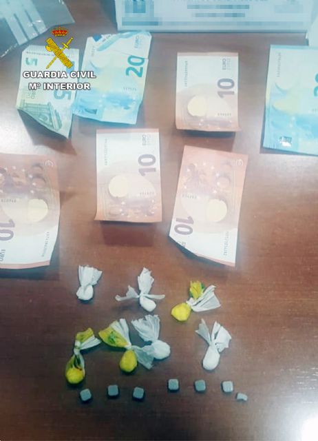 La Guardia Civil detiene a un presunto traficante de droga en una zona de ocio de San Javier