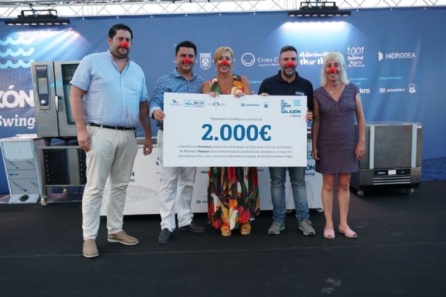 El Ronqueo de Atún rojo de 200 kilos en directo fue el espectáculo gastronómico del día