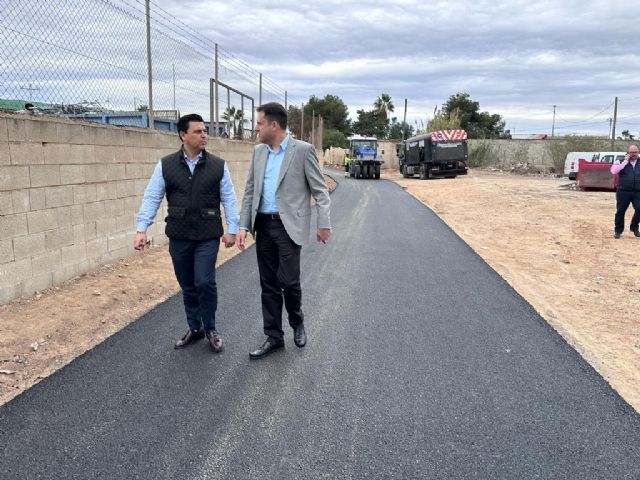 La Comunidad invierte más de 48.000 euros en la mejora de dos caminos rurales en el municipio de San Javier
