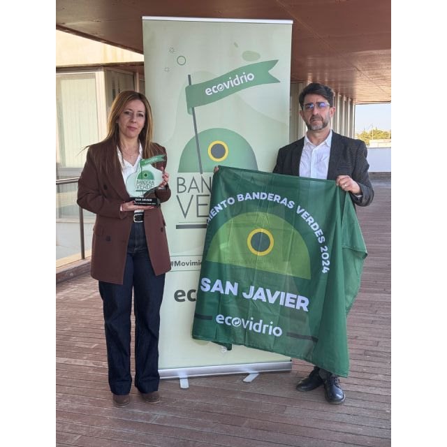 San Javier revalidad la Bandera Verde de Ecovidrio por la campaña del pasado verano