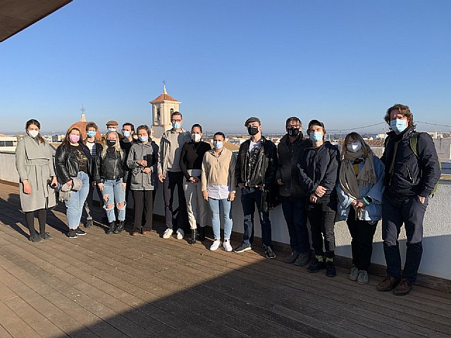 Estudiantes finlandeses de intercambio en San Javier visitan el Ayuntamiento