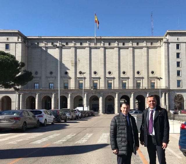 El Ayuntamiento traslada al Ministerio su intención de solicitar la concesión del balneario Los Arcos para uso náutico