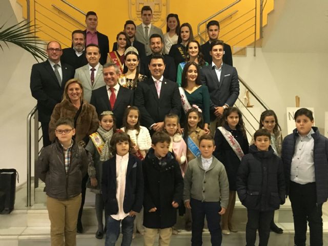 El pregón del teniente general Sánchez Ortega inauguró anoche las fiestas de San Javier