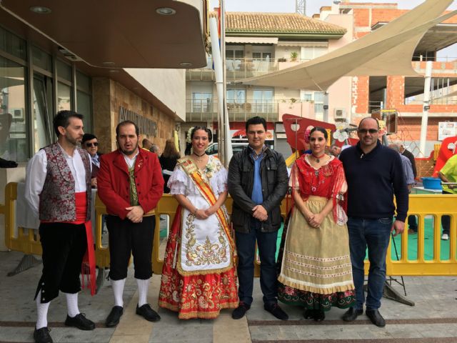 La huerta murciana se trasladó a la plaza de España en el inicio de las fiestas patronales de San Javier