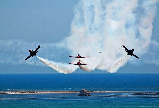 El cielo de Santiago de la Ribera vuelve a acoger a la Patrulla Águila con una exhibición el domingo 24 de julio