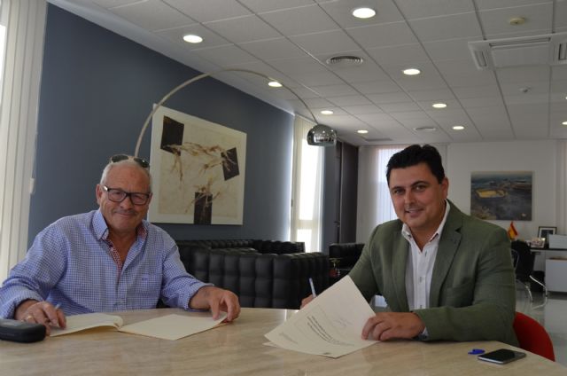 El ayuntamiento renueva su apoyo a la Asociación Amigos del Belén de San Javier