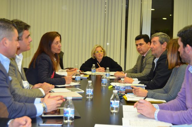 Ayuntamiento y Consejería estudian la construcción de colectores que eviten inundaciones por lluvia en la zona del IES Mar Menor