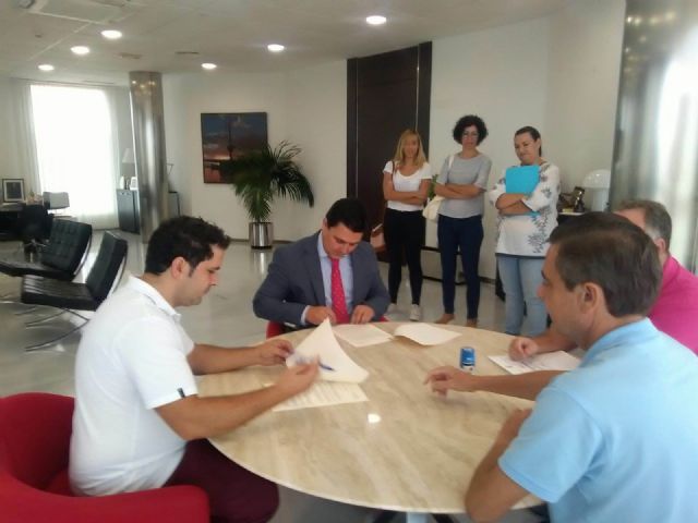 Primer convenio de colaboración con la Fundación RafaPuede
