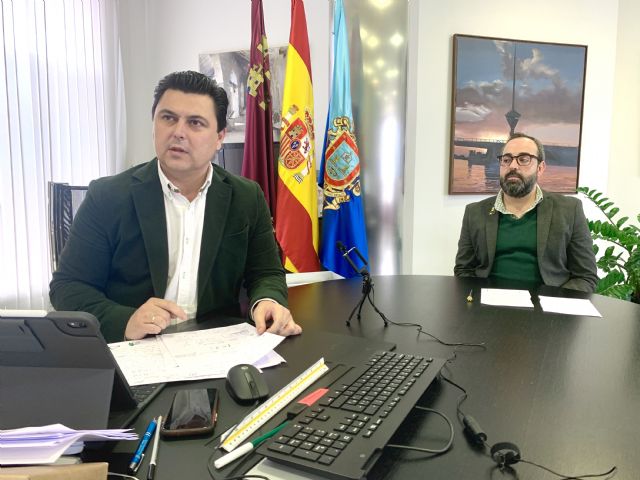 El alcalde , José Miguel Luengo llama a la responsabilidad tras un repunte de la presencia de personas y vehículos en la vía pública