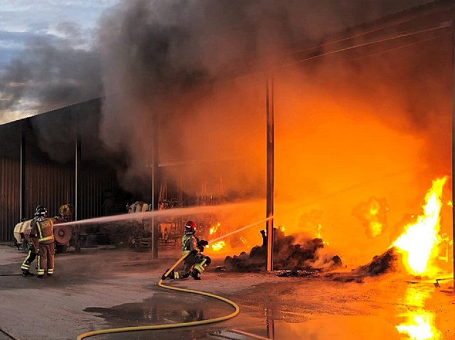 Incendio en un almacén de una explotación agrícola de San Javier
