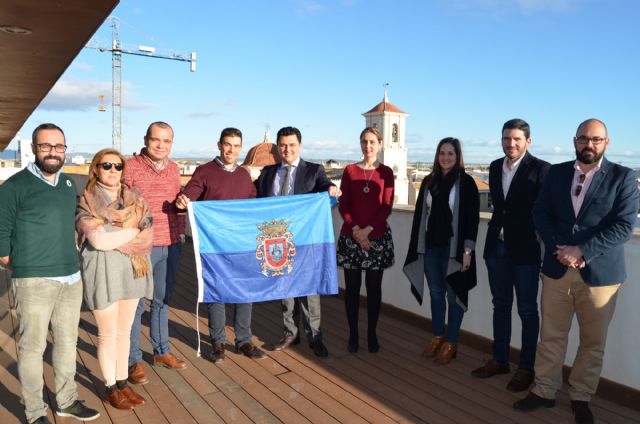 San Javier se prepara para recibir al montañero Miguel Madrid en su regreso después de alcanzar la cima del mundo