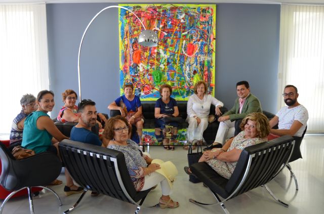 El Ayuntamiento destina 9.000 euros para la renovación de cuatro convenios con asociaciones locales