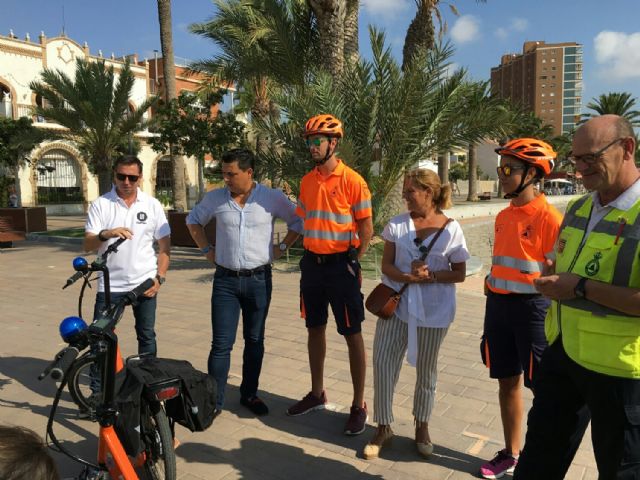 Protección Civil de San Javier  incorpora dos patinetes eléctricos adaptados con material de primera asistencia