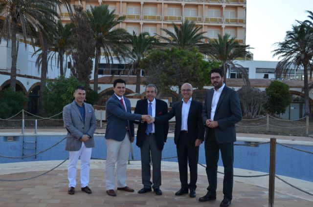 El Hotel Doblemar reabrirá sus puertas en La Manga  el próximo verano  después de cuatro años cerrado