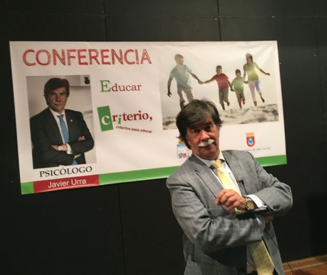 El psicólogo Javier Urra anima a fijar criterios y límites en la educación de los hijos