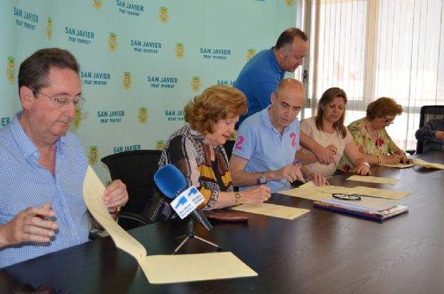 El Ayuntamiento renueva convenios de colaboración con Aidemar, Abomar,  Coral Stella Maris Björk y la Agrupación Músico Cultural San Javier