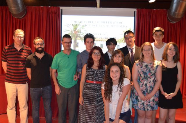 El IES 'Ruiz de Alda' celebró sus Jornadas del Bachillerato de Investigación con la exposición de sus alumnos en el Museo de San Javier