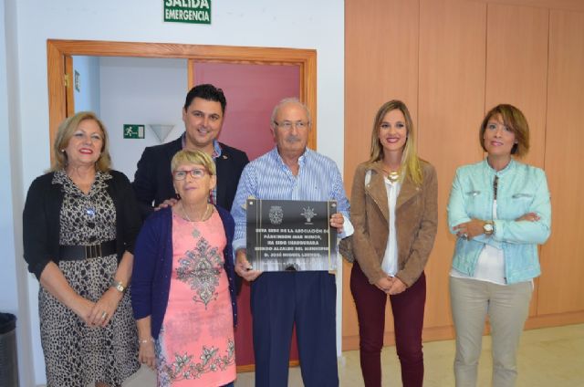 La Asociación del Parkinson del Mar Menor ya ofrece sus terapias en los nuevos locales cedidos por el Ayuntamiento de San Javier