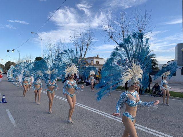 Santiago de la Ribera despidió su Carnaval con un desfile multitudinario