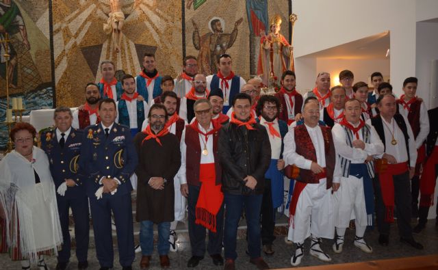 El consejero de Presidencia y Fomento participa en la romería de San Blas de Santiago de la Ribera