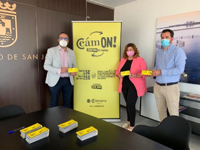 El Ayuntamiento firma un convenio con la Cámara de Comercio para prolongar en San Javier la campaña de animación comercial C'amON!