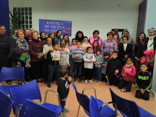 La Escuela Municipal de Familia empezó el curso con fuerza con actividades en Roda, El Mirador y Pozo Aledo