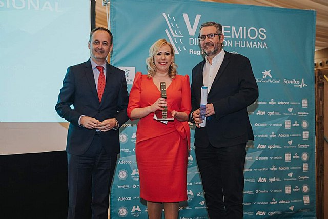 Marta Garrido, galardonada con la distinción ‘DH Profesional’ en los V Premios de Dirección Humana