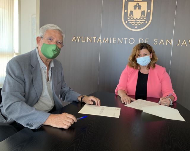 El Ayuntamiento de San Javier renueva su colaboración con la Junta Local de AECC