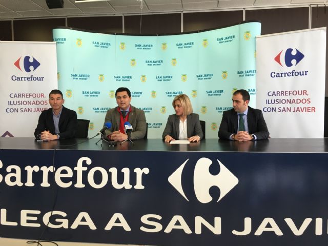 Carrefour abrirá el 23 de febrero en San Javier uno de sus siete hipermercados de la Región de Murcia