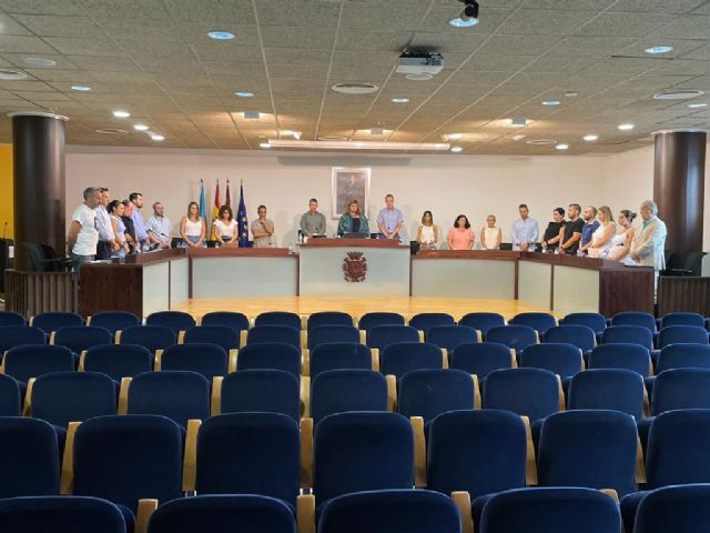El Pleno Municipal de San Javier guarda un minuto de silencio por el fallecimiento de Miguel Gallego, cronista de la Villa de San Javier