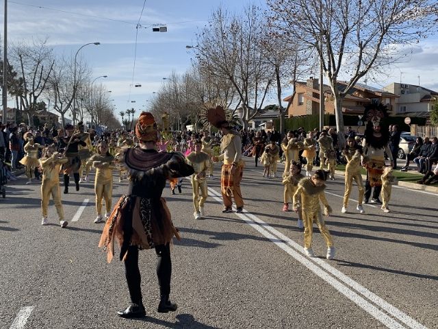 El Carnaval de Santiago de la Ribera se despidió ayer domingo a lo grande