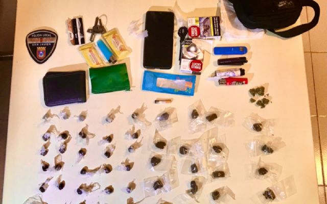 Policía Local de San Javier incauta 50 dosis de 'hachís'