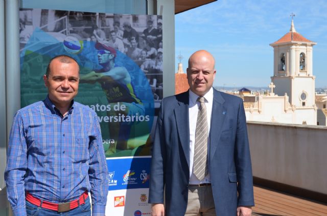 La playa de Santiago de la Ribera acoge el Campeonato Universitario de España de Voley Playa