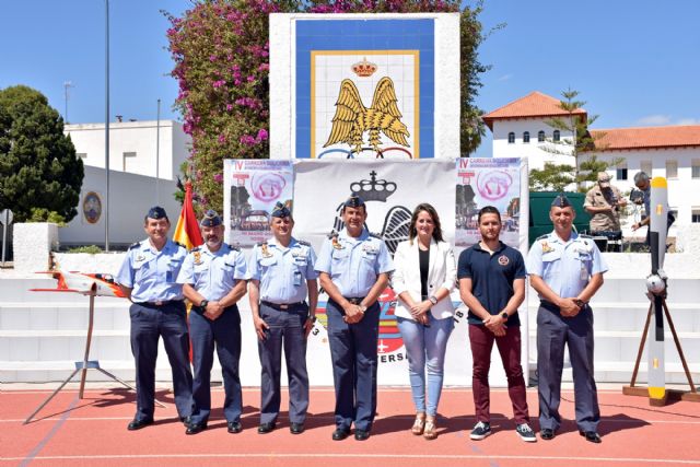 El Ayuntamiento de San Javier firma un convenio de colaboración con la AECC