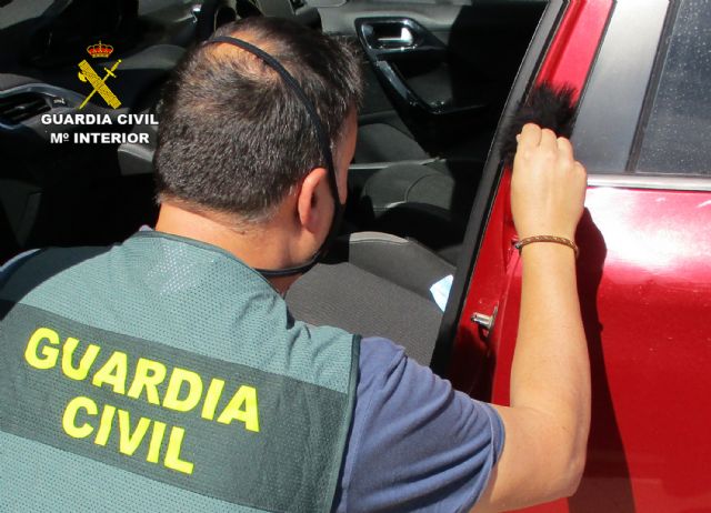 La Guardia Civil cierra una operación con una docena de detenidos por robos en vehículos