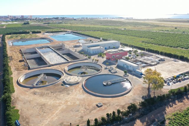 La planta experimental de tratamiento lodos de la depuradora de San Javier recibe un galardón por su contribución a la economía circular
