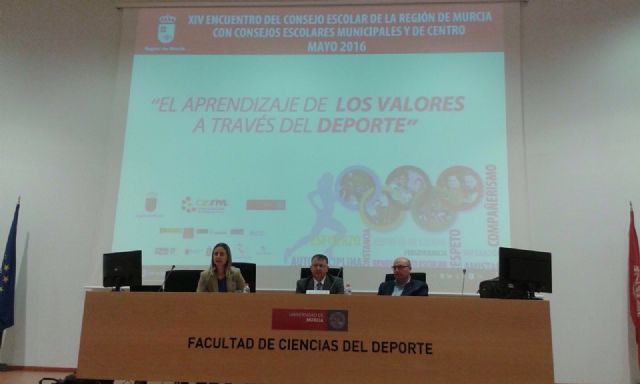 El Consejo Escolar de la Región de Murcia aborda en San Javier la prevención de la violencia en el ámbito educativo