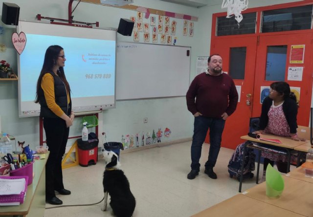La concejalía de Salud lleva la campaña sobre tenencia de mascotas y bienestar animal a los colegios