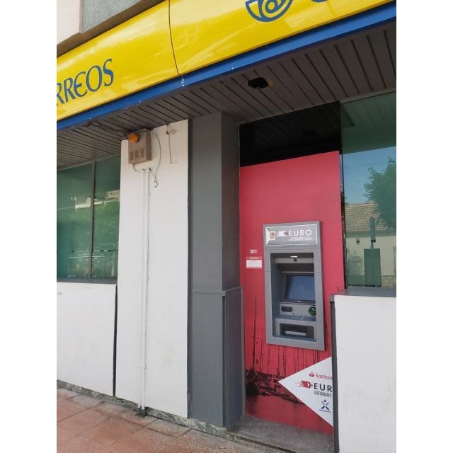 Correos instala un cajero automático en su oficina de Santiago de la Ribera