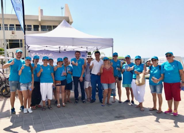 Voluntarios del Banco del Tiempo se unen a la campaña 'Naturalmente, Mar Menor'